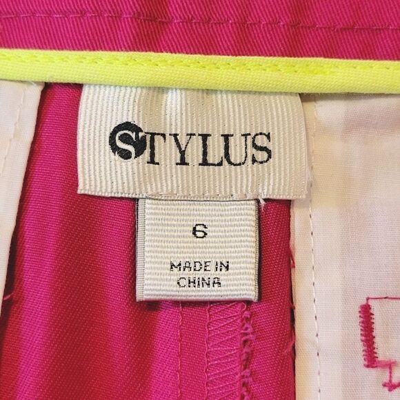 Stylus Bright Raspberry Twill Cotton Shorts Size 6 NWOT - Picture 3 of 7
